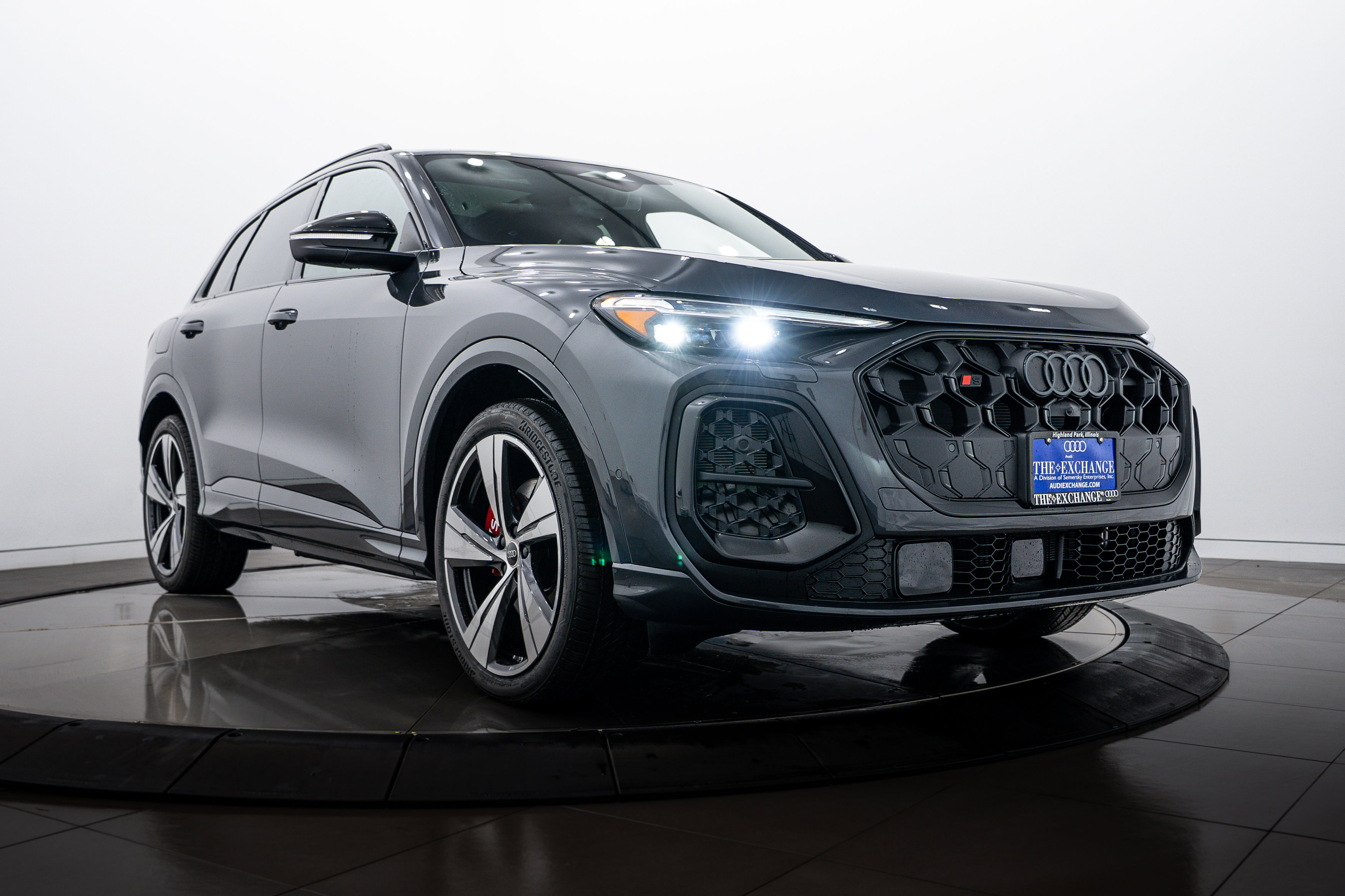 New 2025 Audi SQ5 Premium Plus image 1