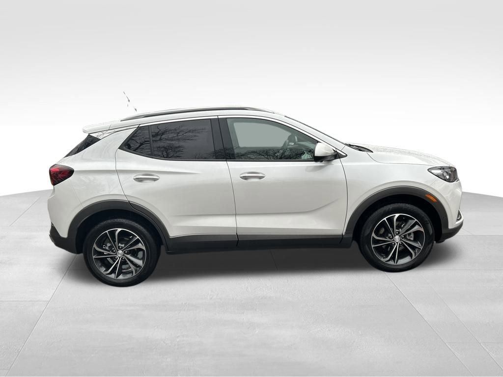 Used 2020 Buick Encore GX Essence w/ Advanced Technology Package image 7