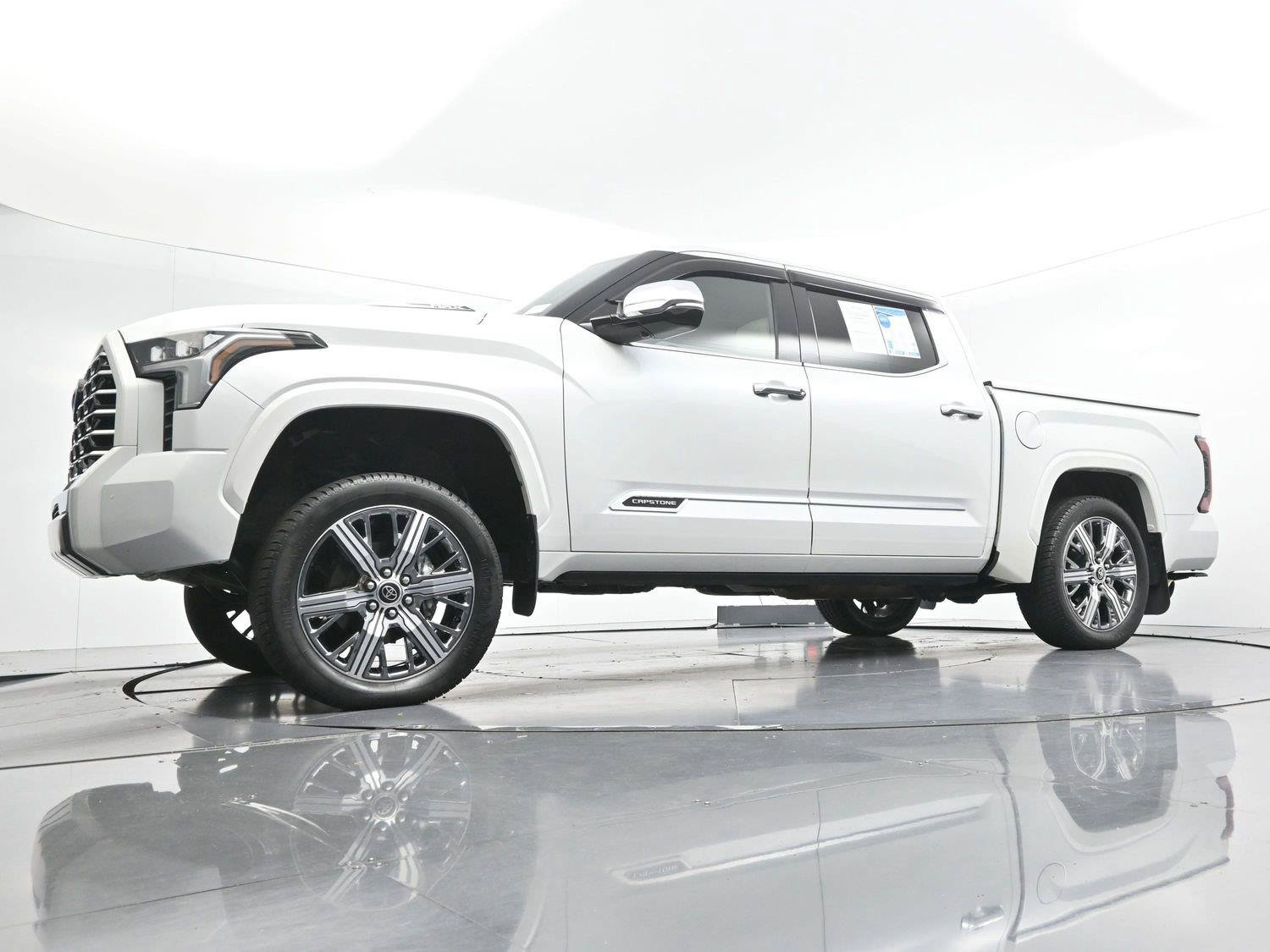 Used 2023 Toyota Tundra Capstone AWD/4WD image 48