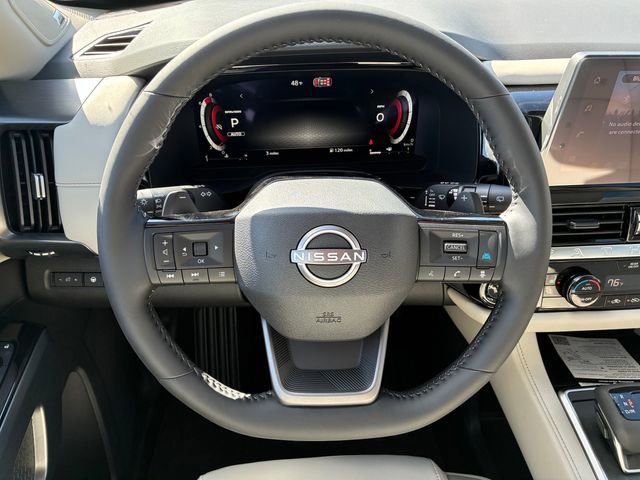 New 2026 Nissan Pathfinder SL image 14