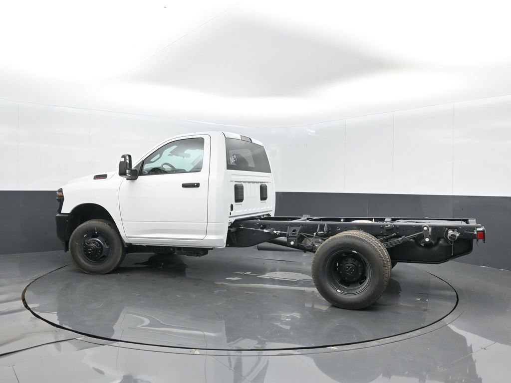 New 2026 RAM 3500 Tradesman AWD/4WD image 5