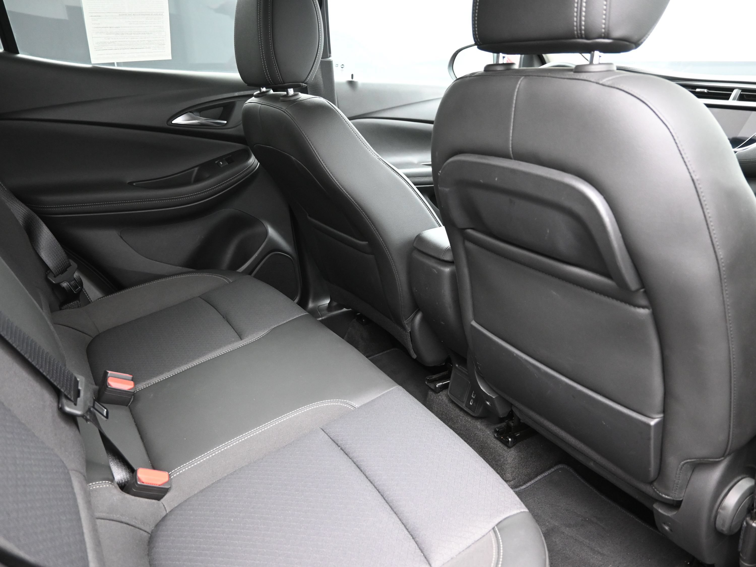 Used 2023 Buick Encore GX Preferred FWD image 26