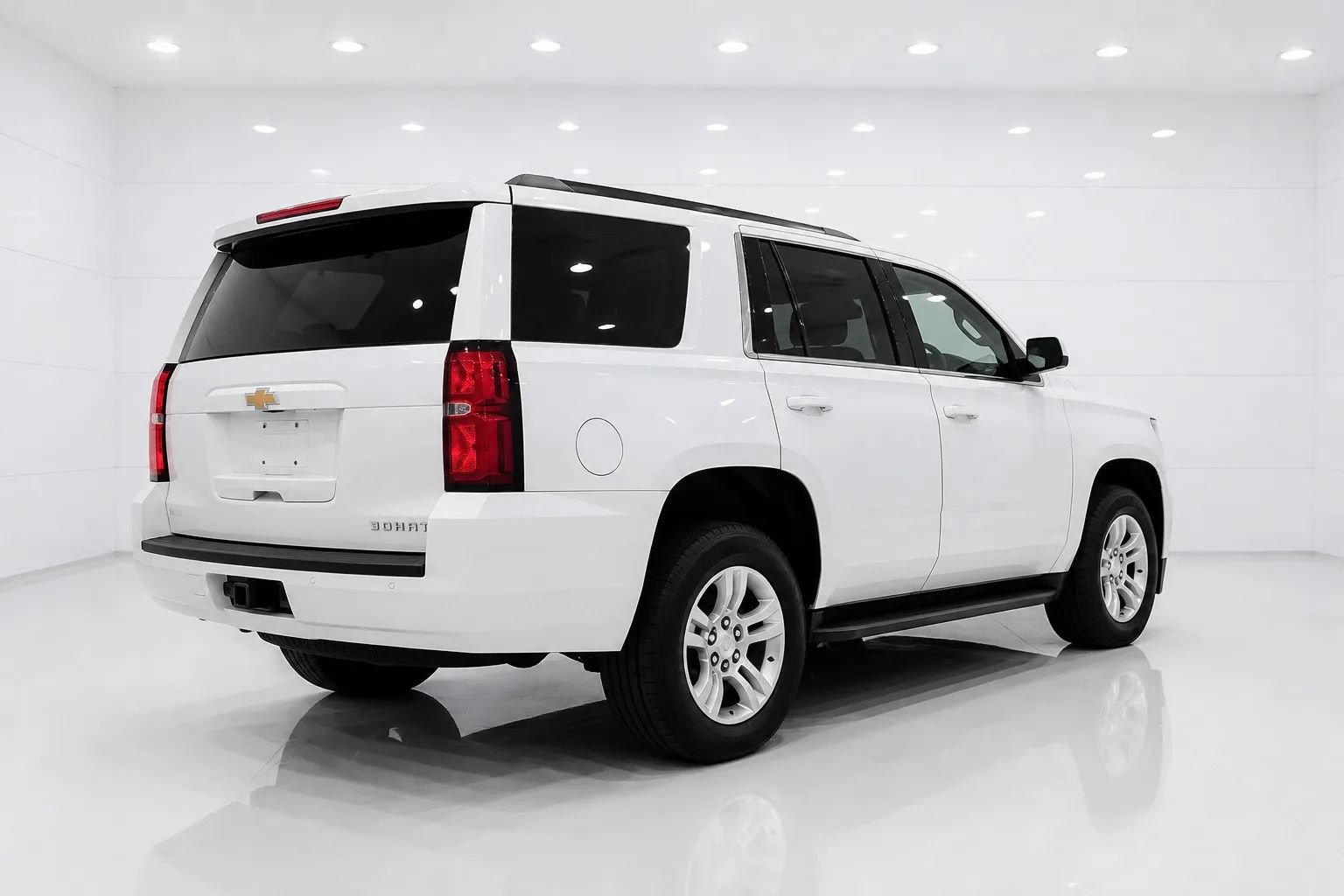 Used 2016 Chevrolet Tahoe LT AWD/4WD image 5