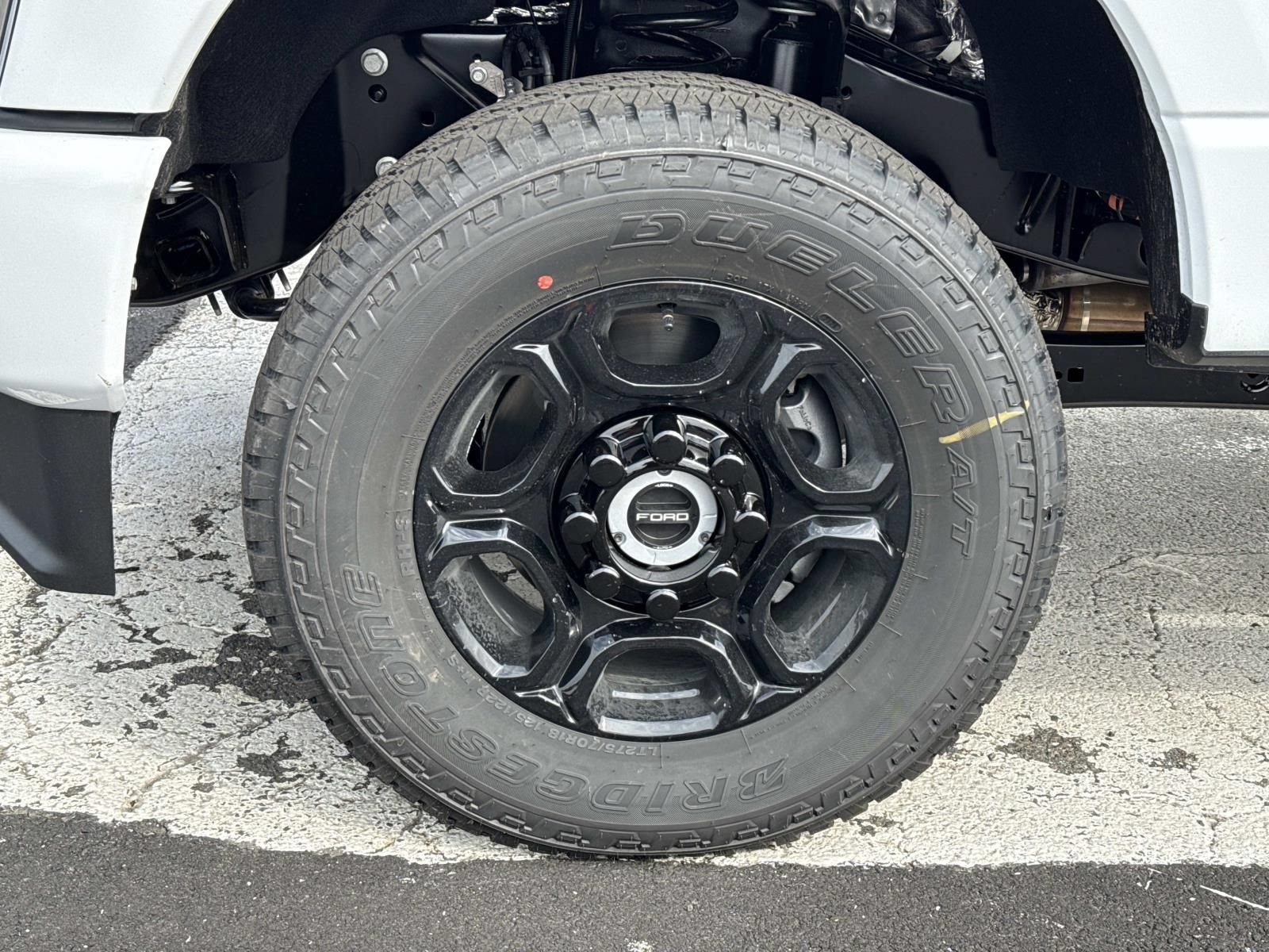 New 2026 Ford F250 XL w/ STX Appearance Package AWD/4WD image 9