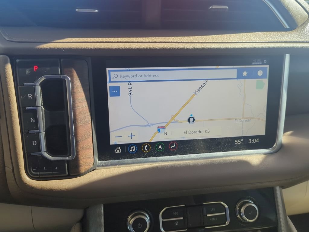 Used 2021 GMC Yukon Denali w/ Denali Premium Package image 35