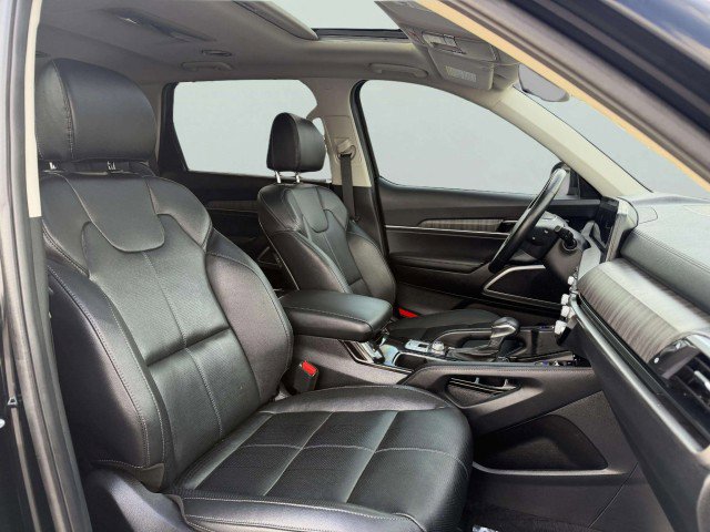 Used 2023 Kia Telluride EX image 46
