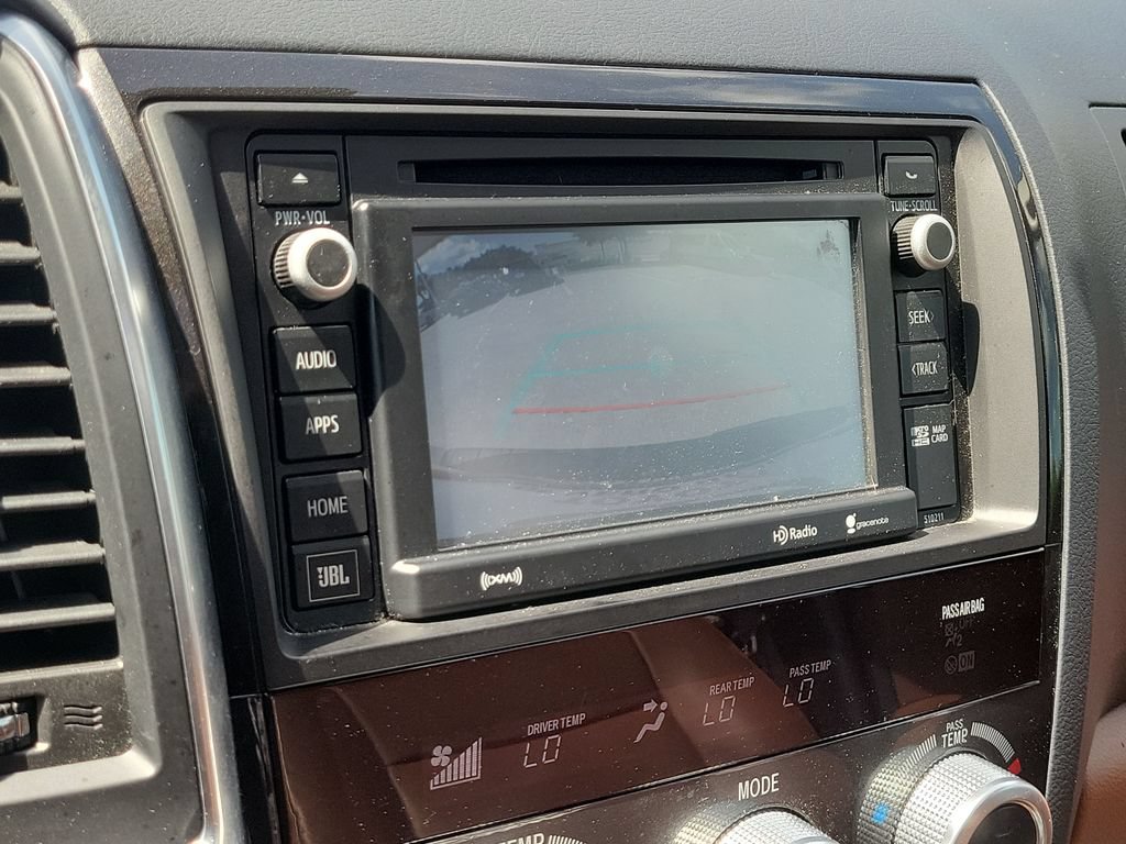 Used 2018 Toyota Sequoia Platinum AWD/4WD image 15