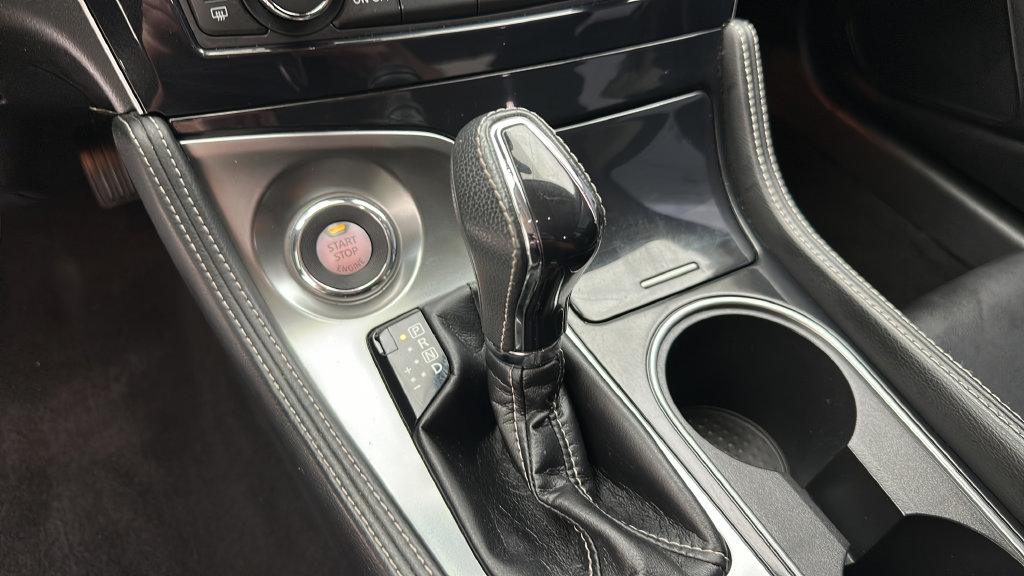 Used 2023 Nissan Maxima SV w/ Floor Mat Group FWD image 18