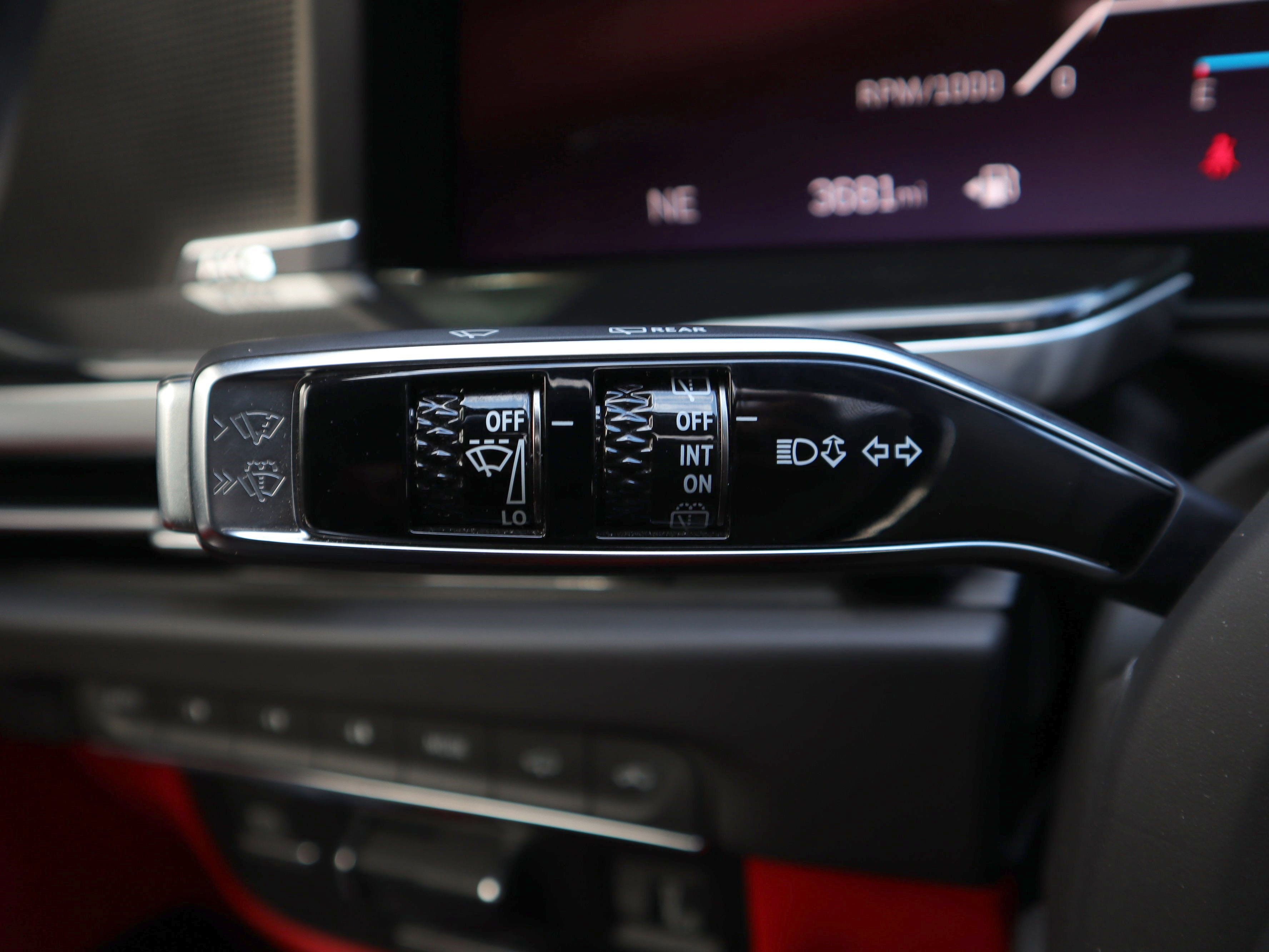Used 2025 Cadillac Escalade Sport Platinum image 19