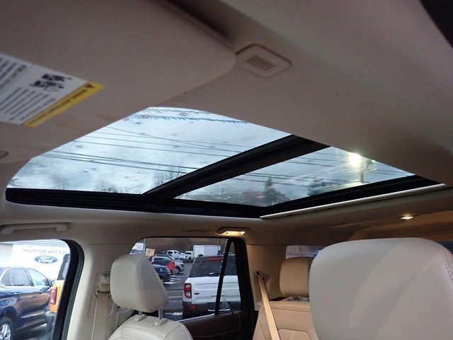 Used 2023 Ford Expedition Max Limited image 25