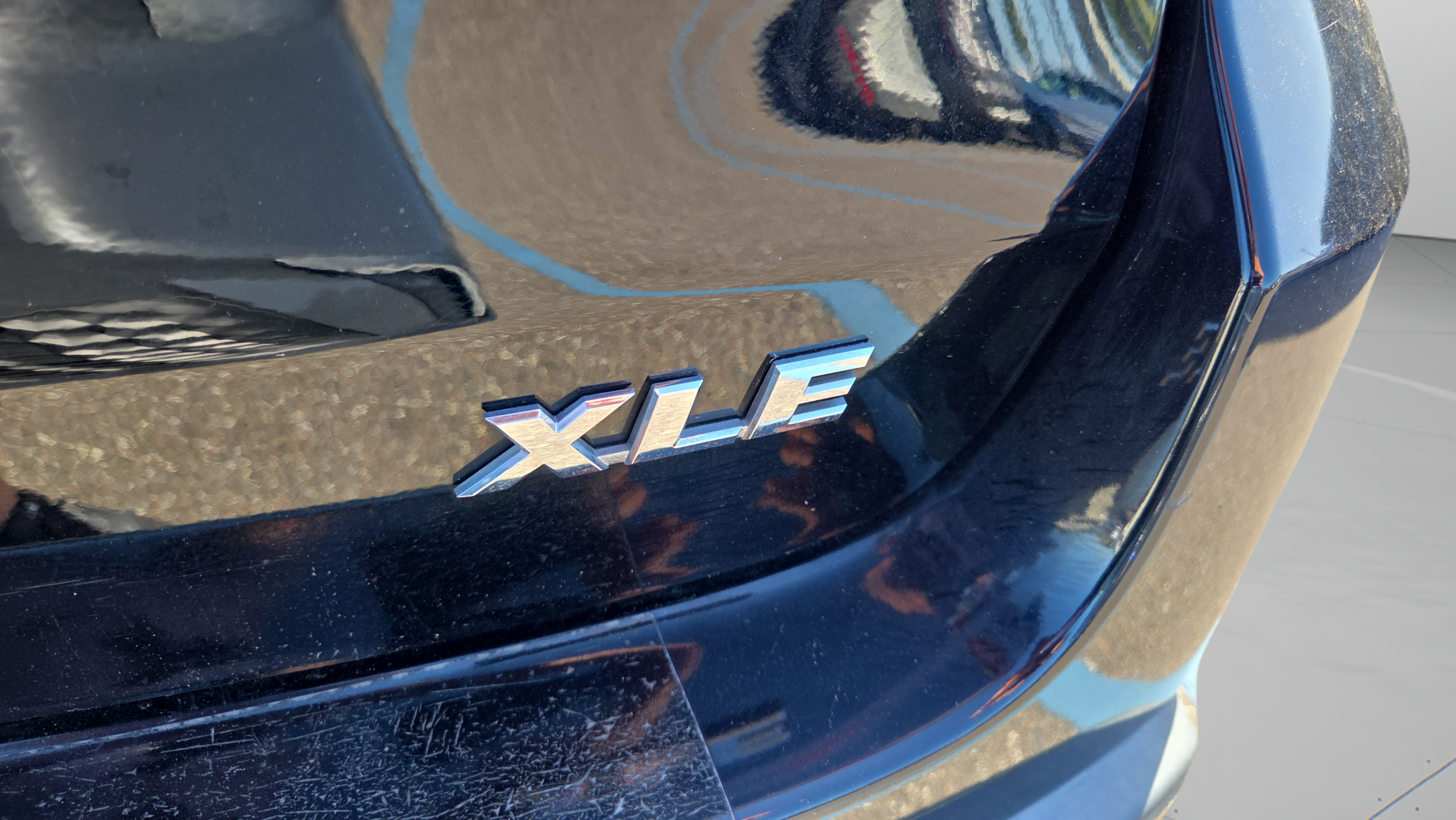 Used 2018 Toyota Highlander XLE FWD image 5
