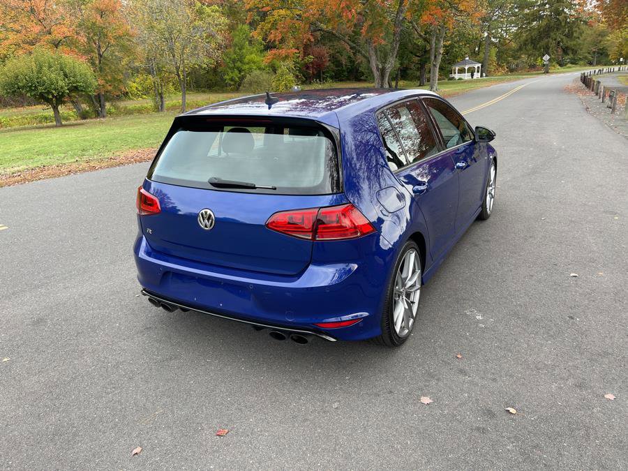 Used 2017 Volkswagen Golf 4-Door image 21