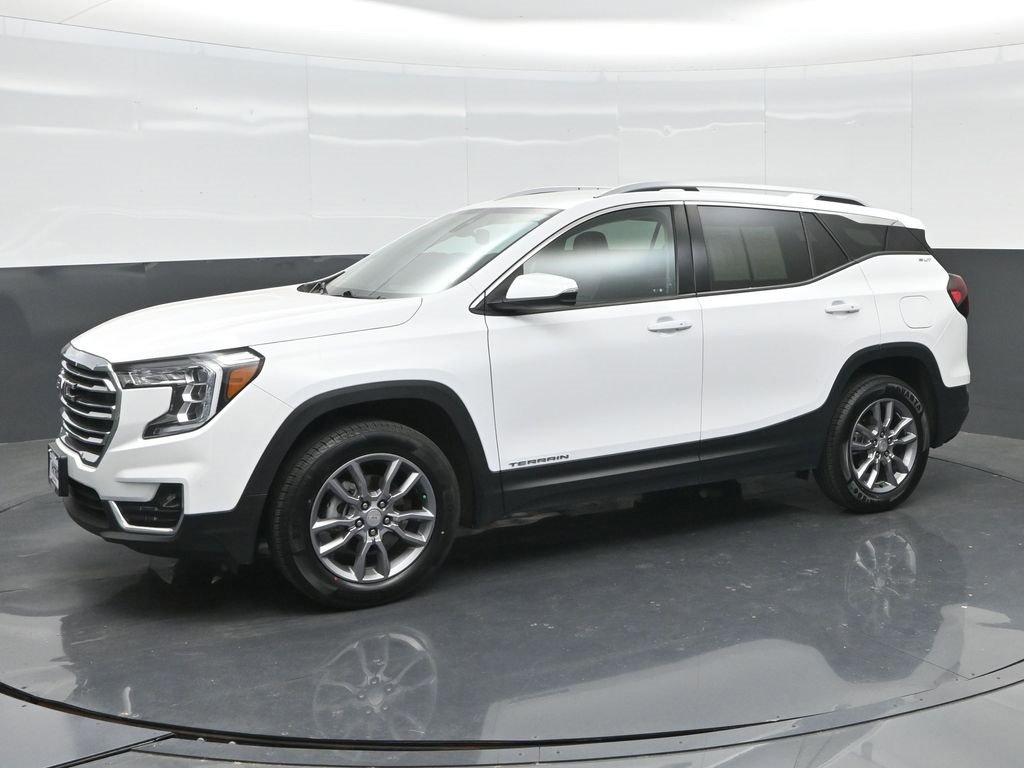 Used 2024 GMC Terrain SLT image 7