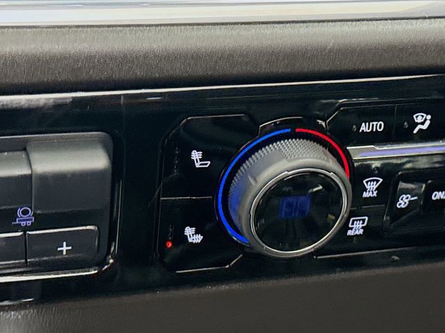 Used 2024 Chevrolet Silverado 1500 LT Trail Boss w/ Convenience Package II image 23