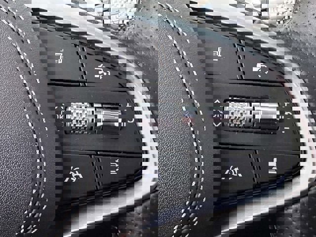 Used 2025 Genesis GV70 3.5T Sport w/ Sport Advanced Package image 28