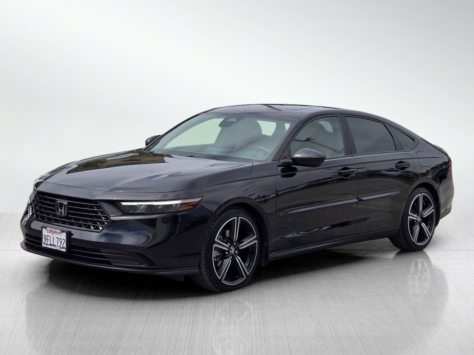 Used 2023 Honda Accord Sport image 8