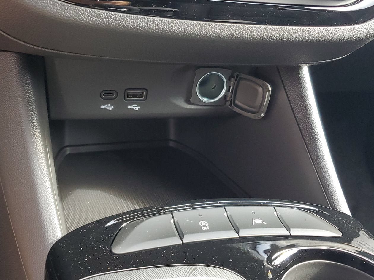 New 2026 Buick Envista Sport Touring w/ Convenience I Package FWD image 23