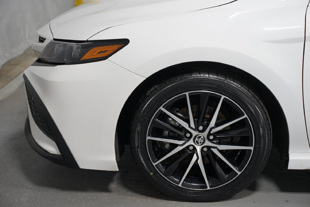 Certified 2023 Toyota Camry SE w/ Convenience Package FWD image 5