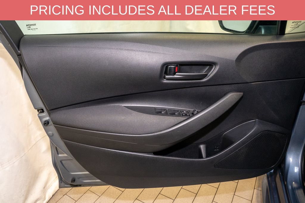 Used 2024 Toyota Corolla LE FWD image 11