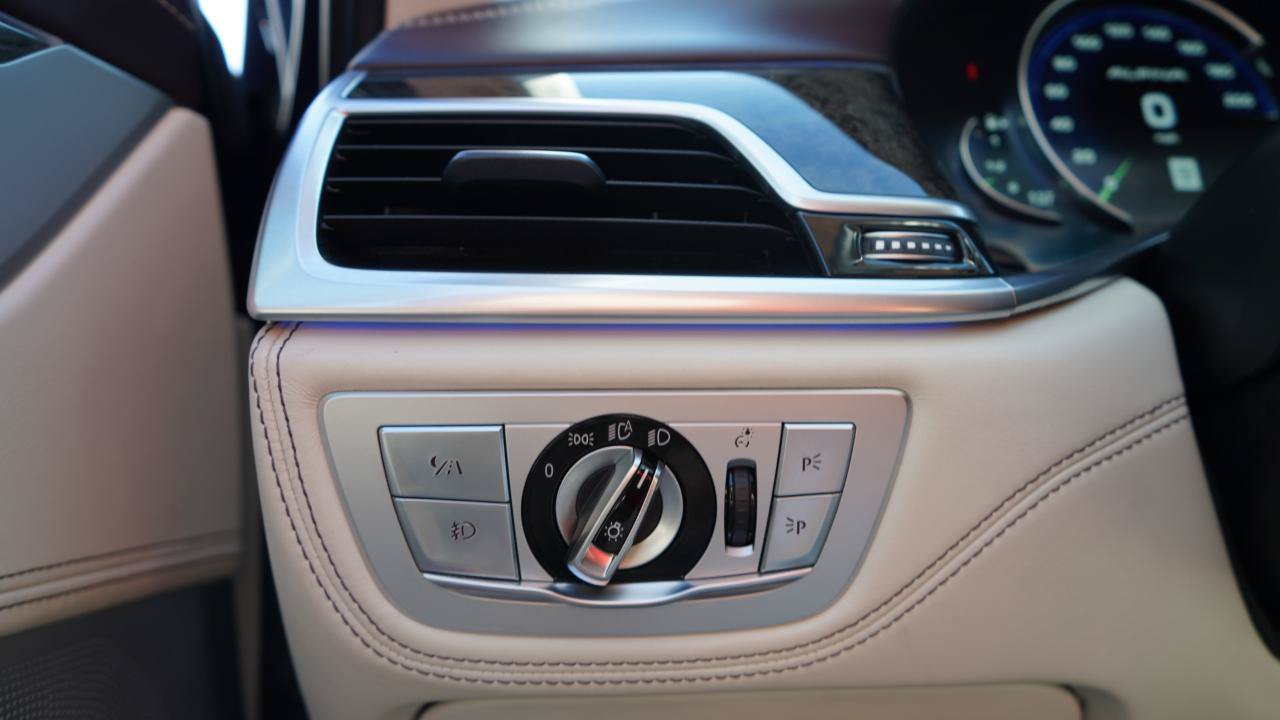 Used 2018 BMW ALPINA B7 xDrive AWD/4WD image 84