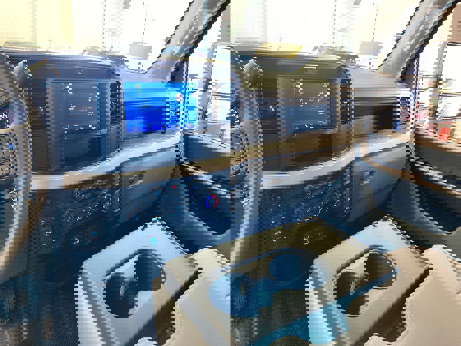 New 2026 Ford F250 XL w/ XL Chrome Package image 23