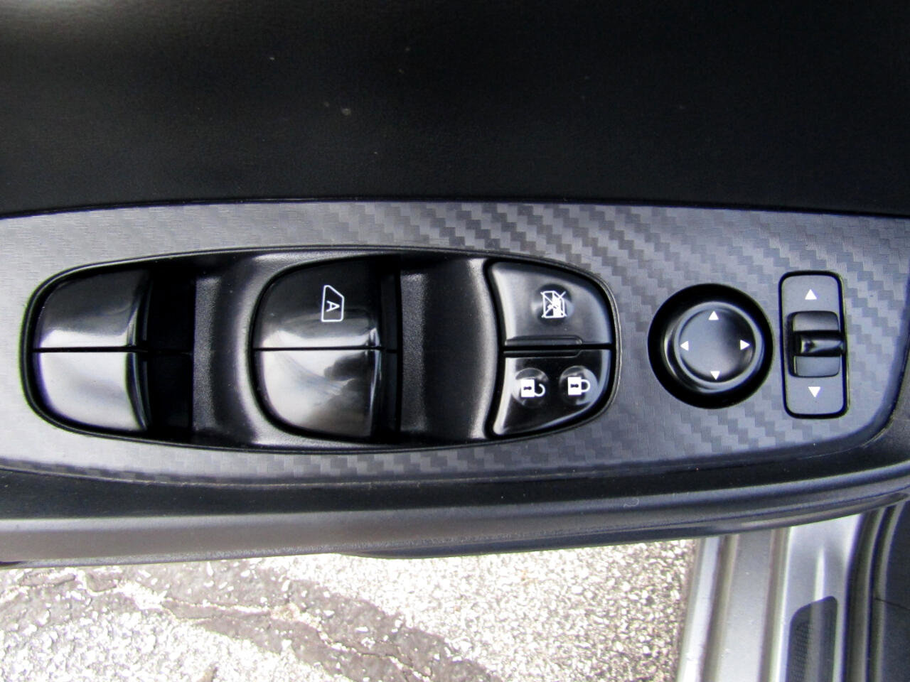 Used 2024 Nissan Sentra SV image 11