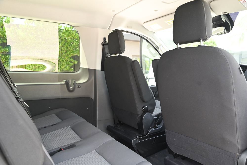 Used 2024 Ford Transit 350 XLT image 18