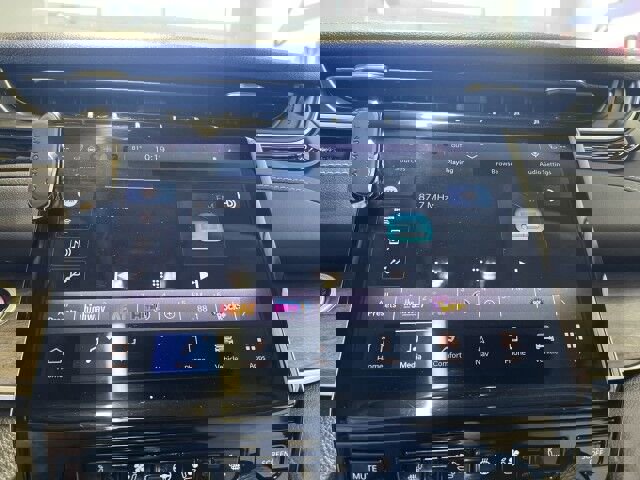 Used 2023 Jeep Grand Cherokee 4WD 4xe w/ Luxury Tech Group II image 24