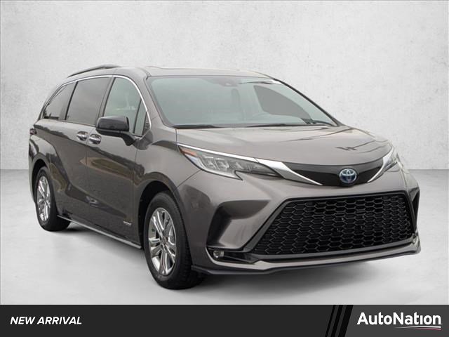 Used 2021 Toyota Sienna XSE