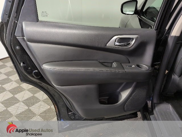 Used 2016 Nissan Pathfinder SL w/ SL Premium Package image 36