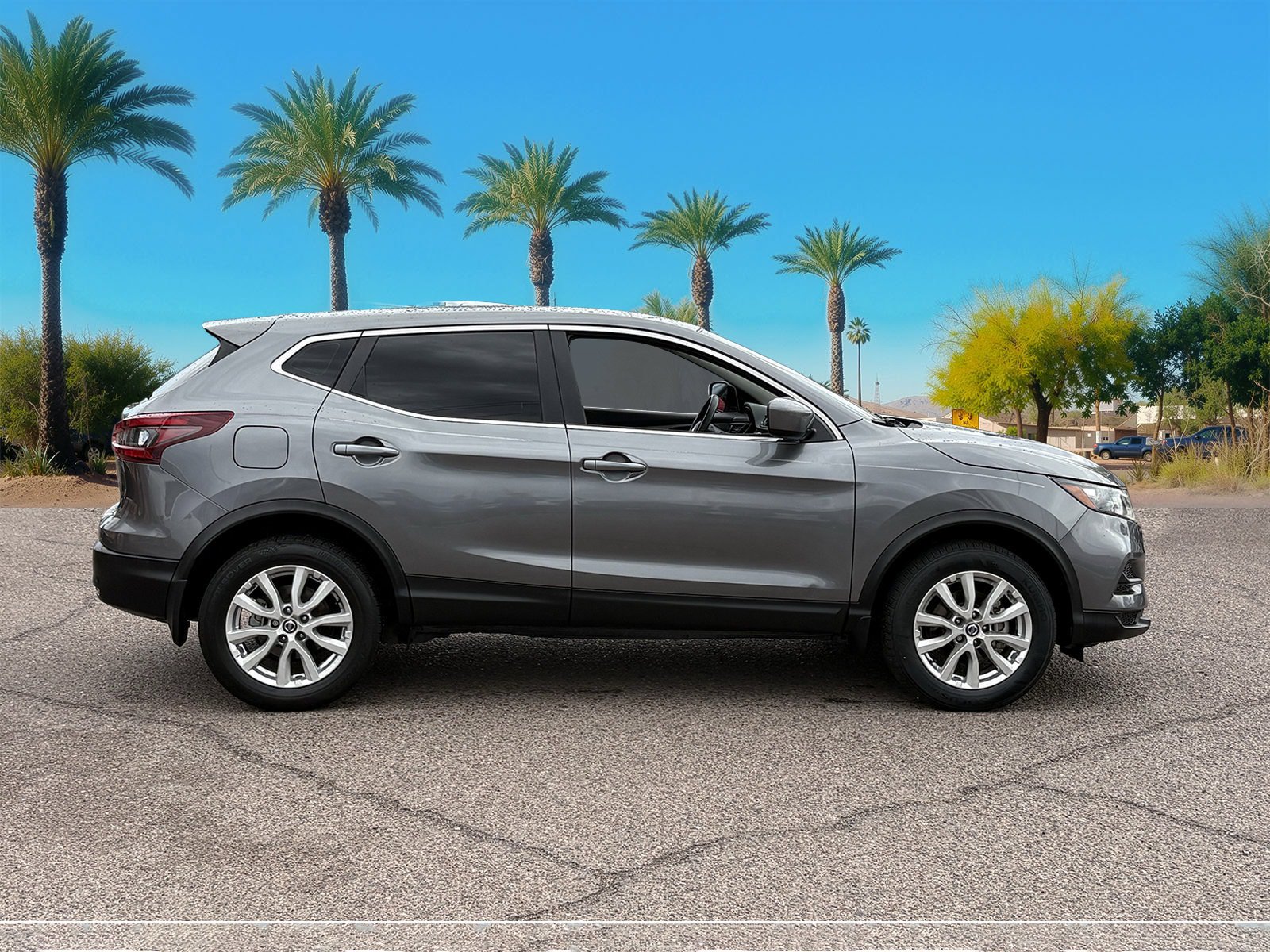 Used 2021 Nissan Rogue Sport S FWD image 7