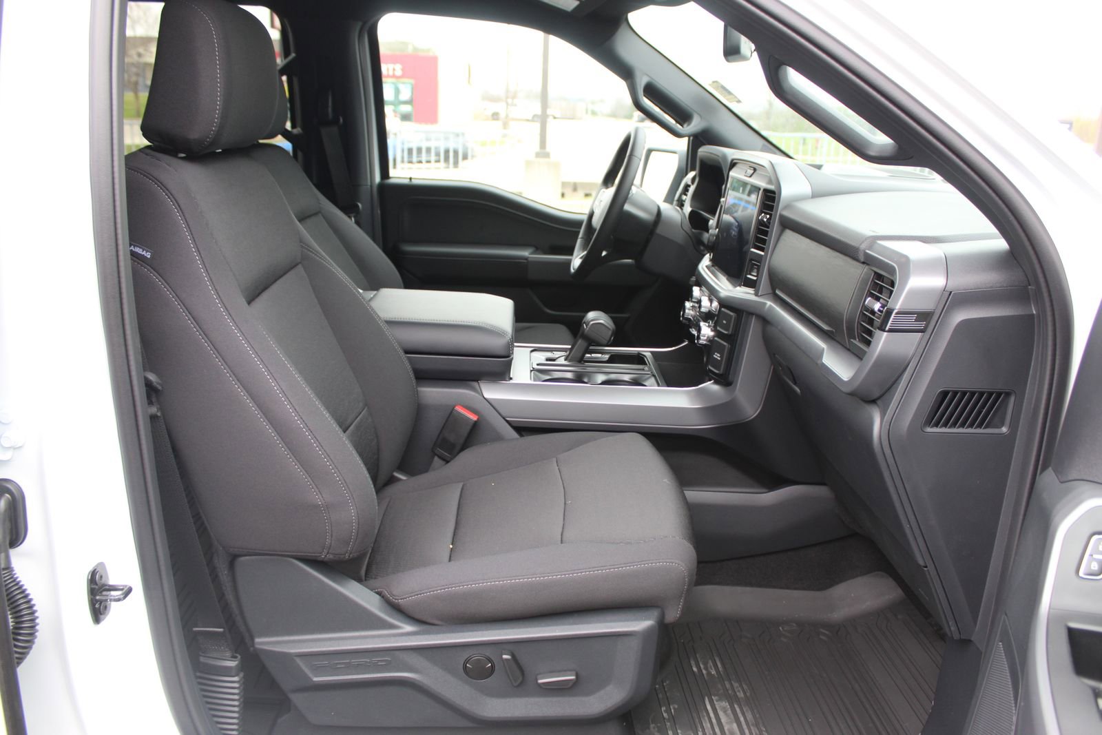 New 2026 Ford F150 XLT w/ Equipment Group 302A MID image 15