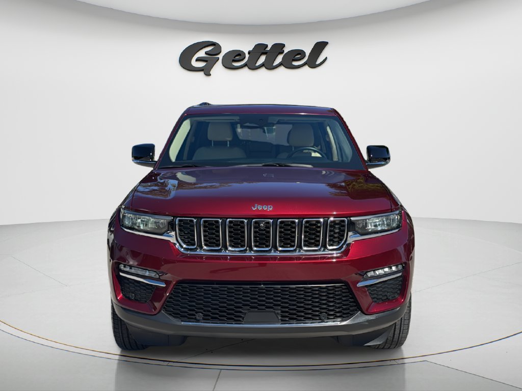 Used 2022 Jeep Grand Cherokee Limited w/ Luxury Tech Group II RWD image 3