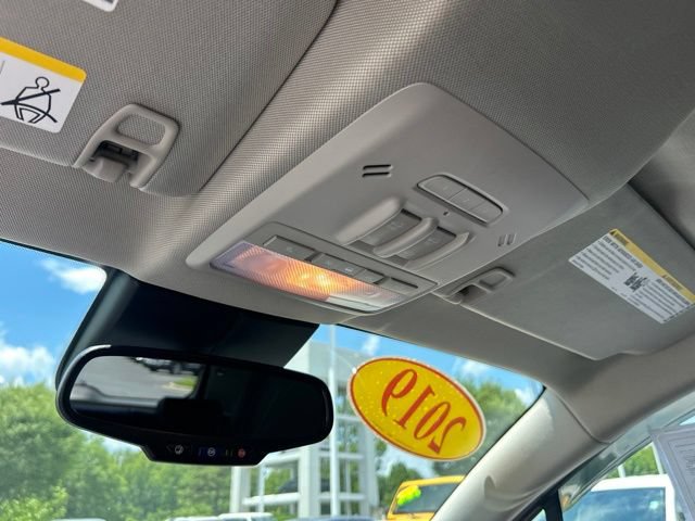 Used 2019 Buick Encore Essence w/ Experience Buick Package FWD image 30