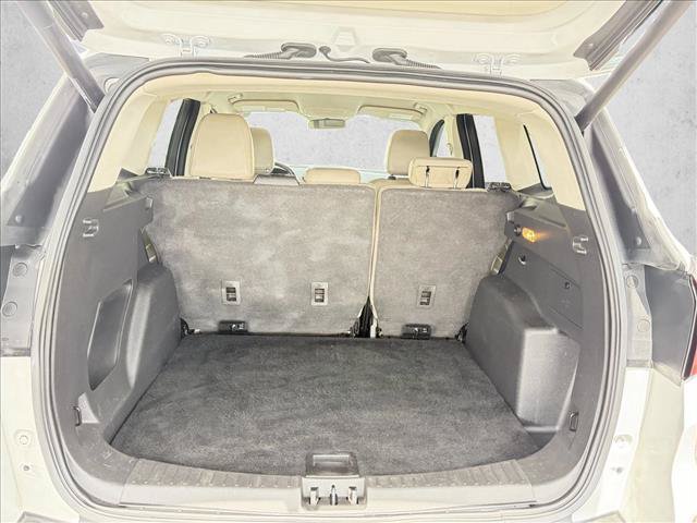 Used 2019 Ford Escape SEL AWD/4WD image 13