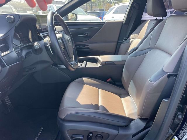 Used 2023 Lexus ES 350 w/ Accessory Package (Z2) image 11