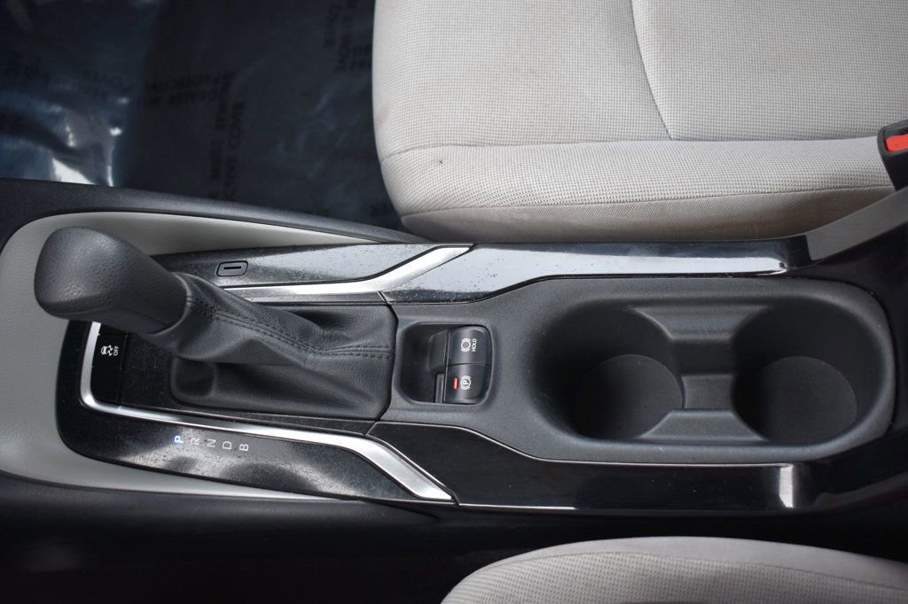 Used 2022 Toyota Corolla LE image 35