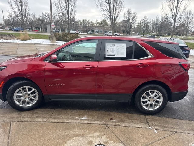 Used 2023 Chevrolet Equinox LT image 6