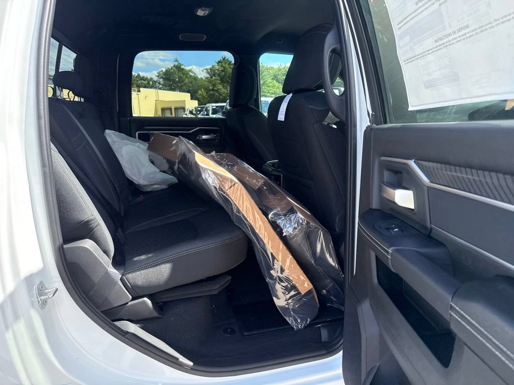 New 2026 RAM 2500 Big Horn AWD/4WD image 23