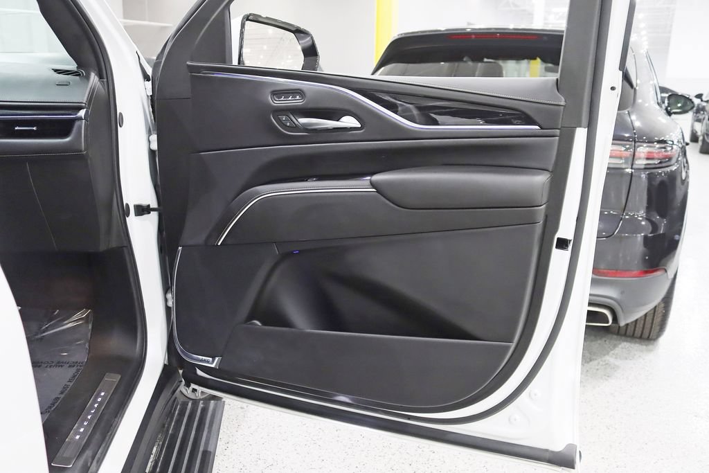 Used 2024 Cadillac Escalade V AWD/4WD image 44