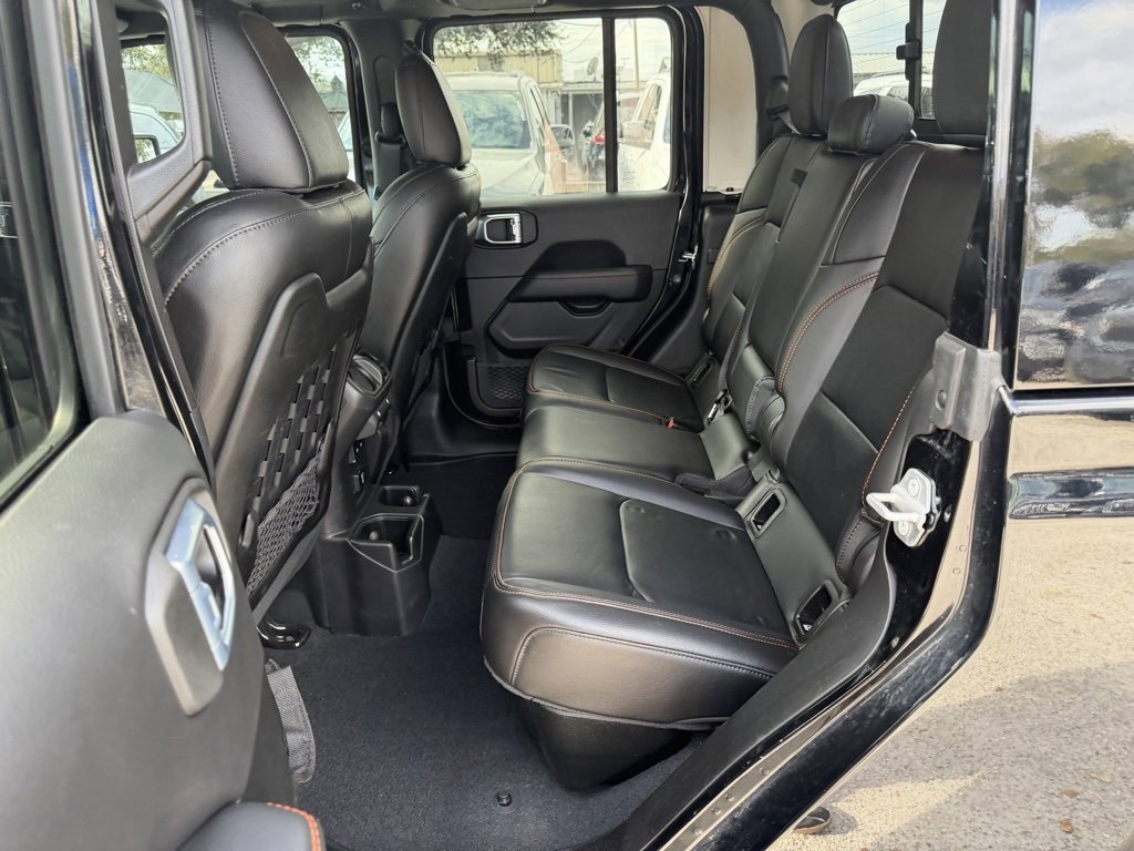 Used 2022 Jeep Gladiator Mojave w/ Trailer Tow Package image 28