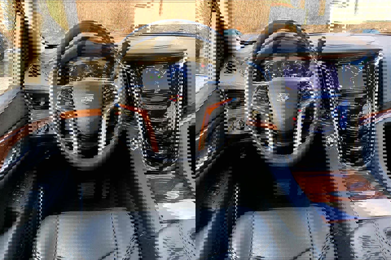 Used 2017 Cadillac Escalade Premium Luxury image 5