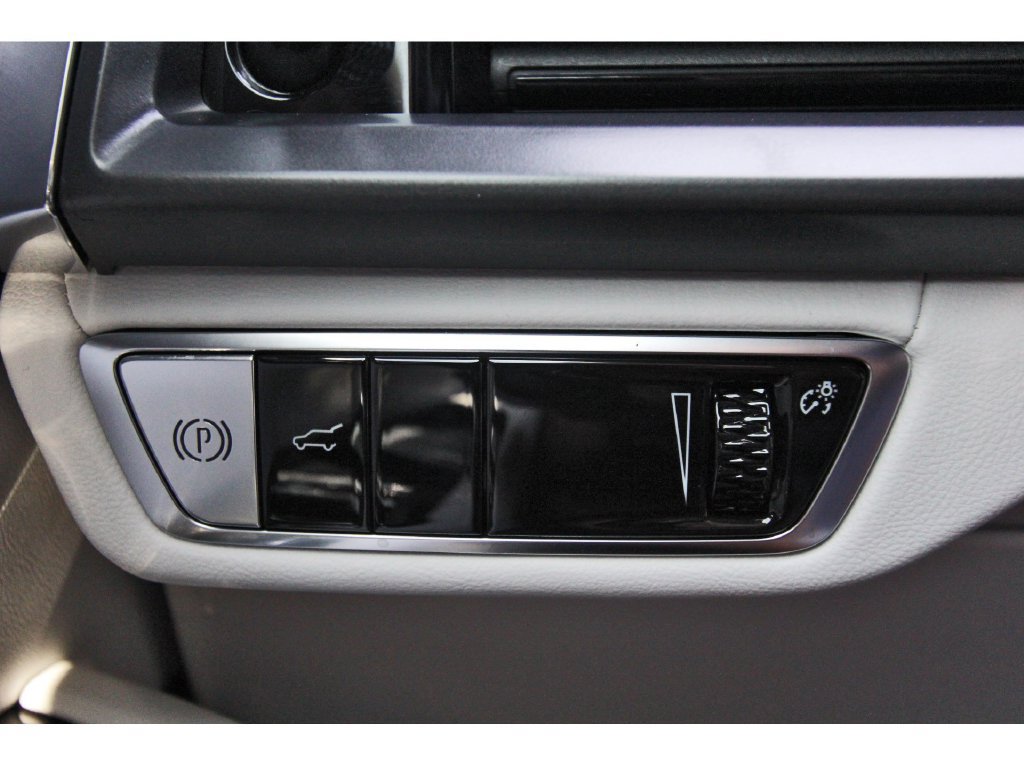 New 2027 Cadillac Vistiq Luxury AWD/4WD image 15