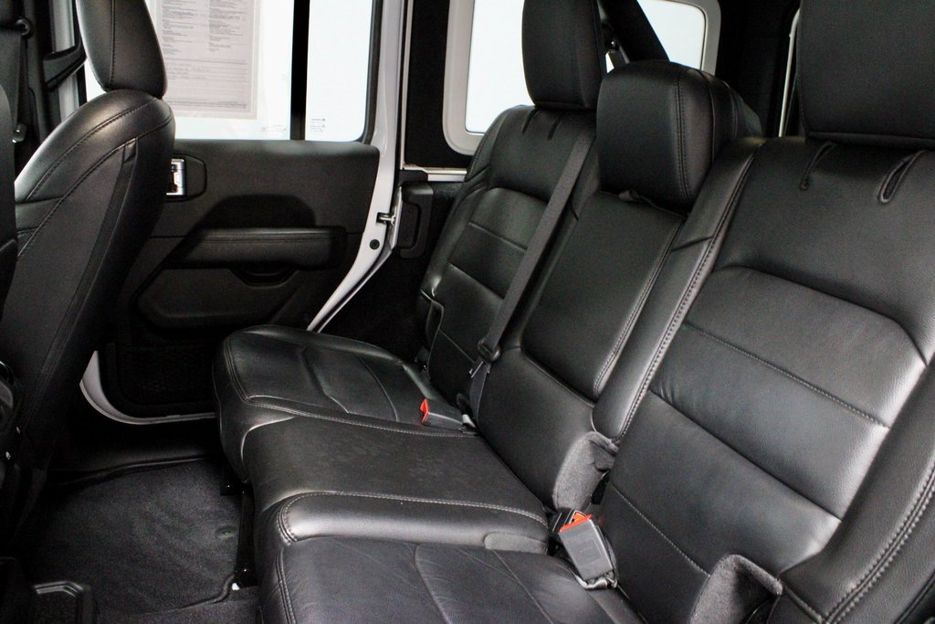Used 2021 Jeep Wrangler Unlimited Sahara image 21