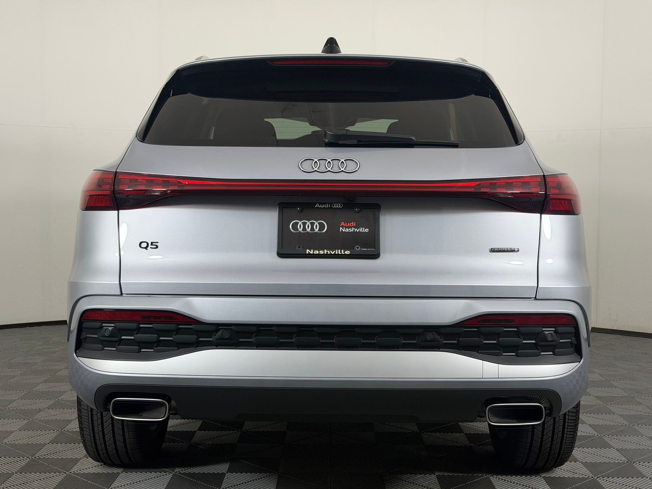 Certified 2025 Audi Q5 Premium AWD/4WD image 10