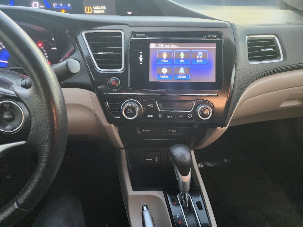 Used 2015 Honda Civic EX-L image 16