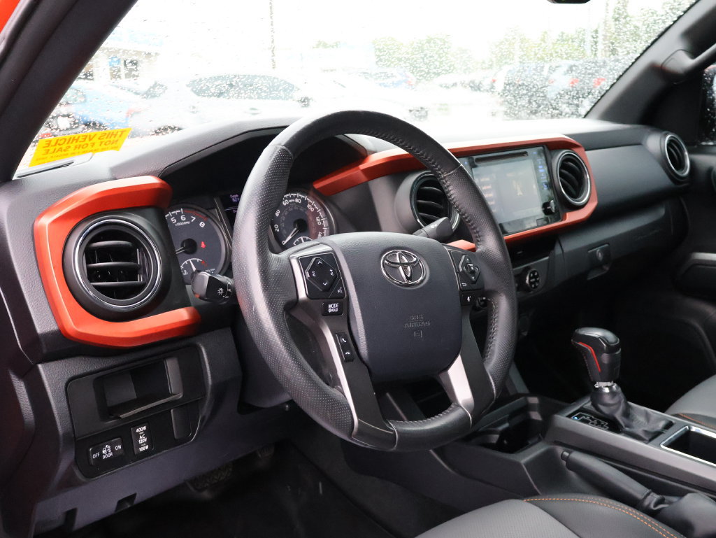 Used 2016 Toyota Tacoma TRD Off-Road w/ Towing Package AWD/4WD image 16