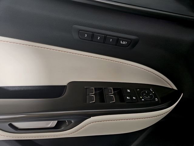 Used 2024 Lexus NX 350h AWD image 13