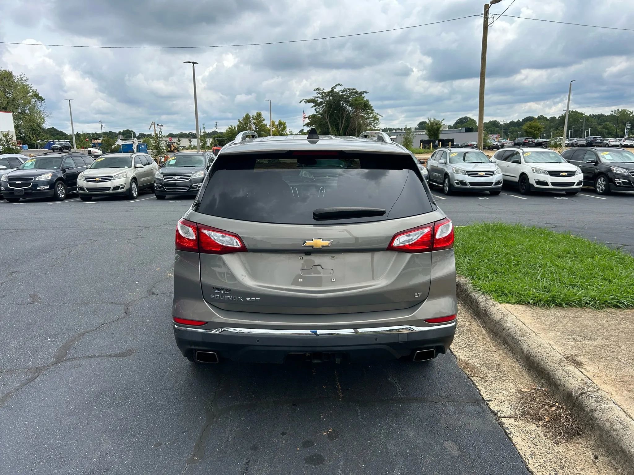 Used 2018 Chevrolet Equinox LT image 6