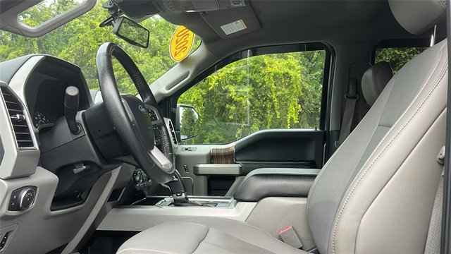 Used 2020 Ford F150 Lariat image 10